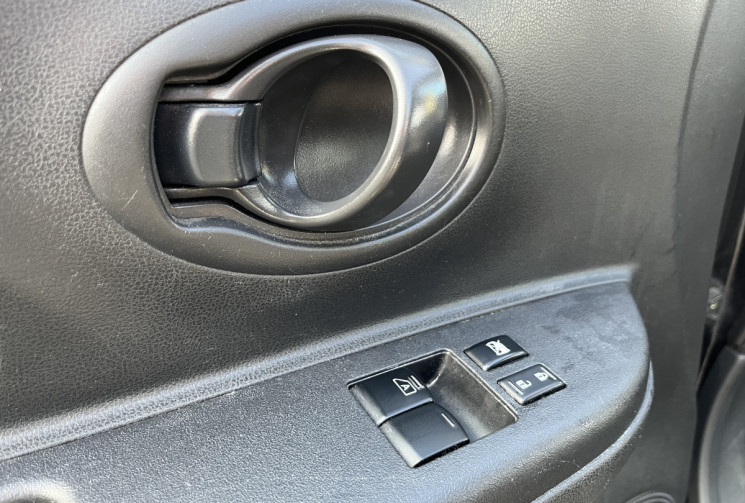 Nissan Micra III (K12) 1.2 80ch Mix 5p