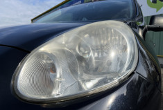 Nissan Micra III (K12) 1.2 80ch Mix 5p