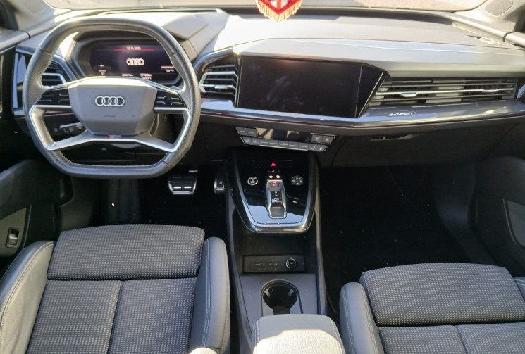 Audi Q4  Sportback 40 e-tron S LINE