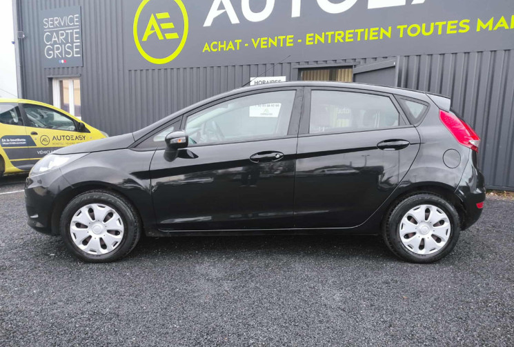 Ford Fiesta 1.4 TDCI 70 CH TREND + CLIM  