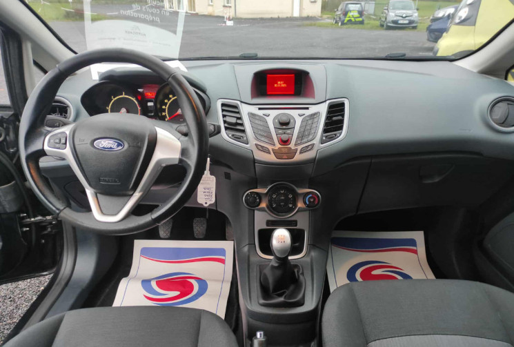 Ford Fiesta 1.4 TDCI 70 CH TREND + CLIM  