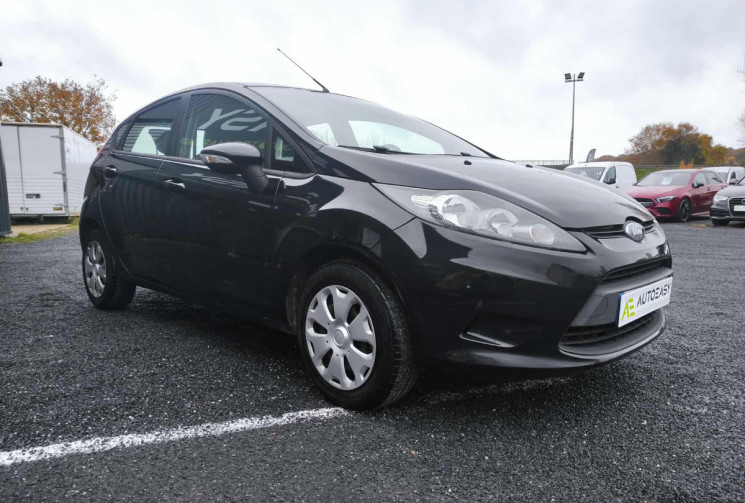 Ford Fiesta 1.4 TDCI 70 CH TREND + CLIM  