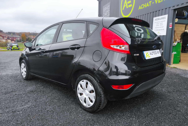Ford Fiesta 1.4 TDCI 70 CH TREND + CLIM  