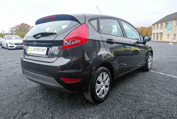 Ford Fiesta 1.4 TDCI 70 CH TREND + CLIM  