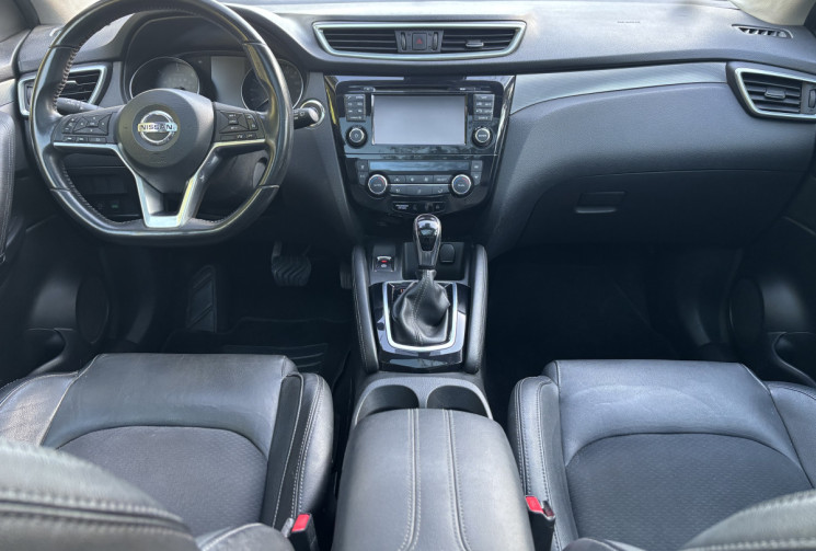 Nissan Qashqai Phase 2 - Tekna 1.6 dCi 2WD 130 cv TOIT PANORAMIQUE - ATTELAGE - SIEGE CHAUFFANT