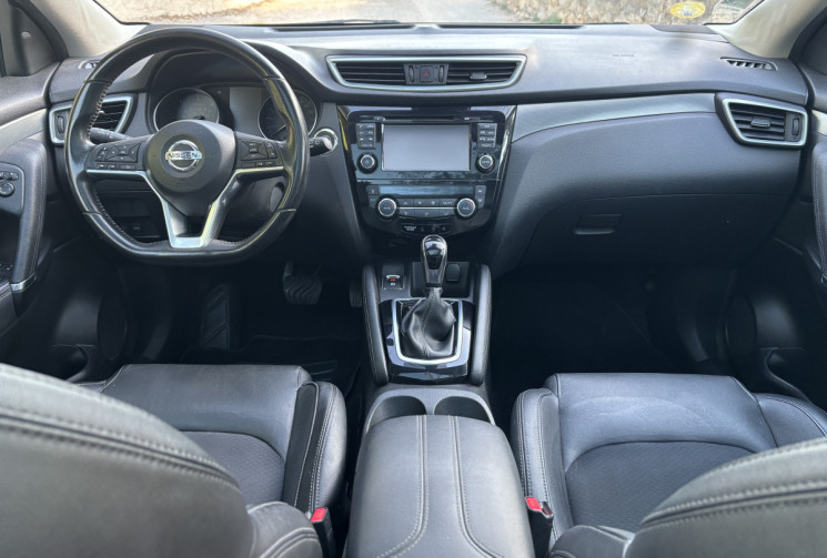 Nissan Qashqai Phase 2 - Tekna 1.6 dCi 2WD 130 cv TOIT PANORAMIQUE - ATTELAGE - SIEGE CHAUFFANT