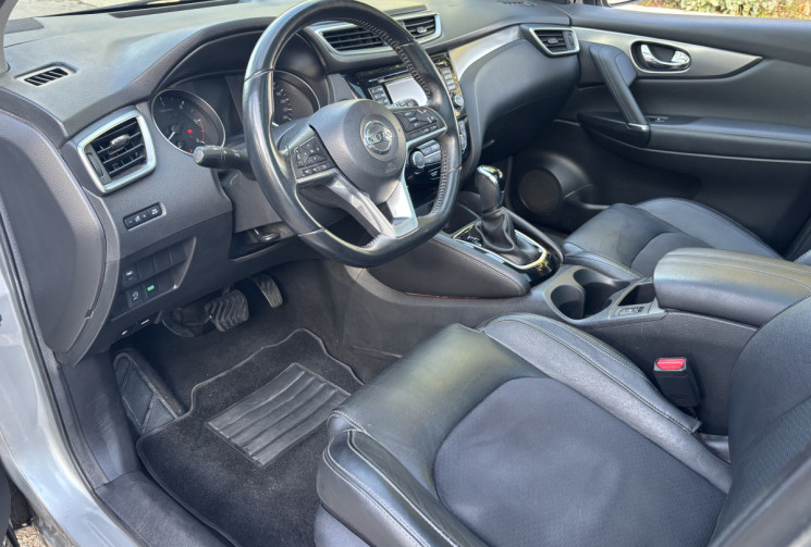 Nissan Qashqai Phase 2 - Tekna 1.6 dCi 2WD 130 cv TOIT PANORAMIQUE - ATTELAGE - SIEGE CHAUFFANT