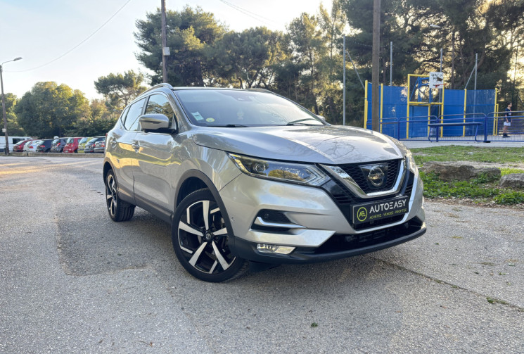Nissan Qashqai Phase 2 - Tekna 1.6 dCi 2WD 130 cv TOIT PANORAMIQUE - ATTELAGE - SIEGE CHAUFFANT