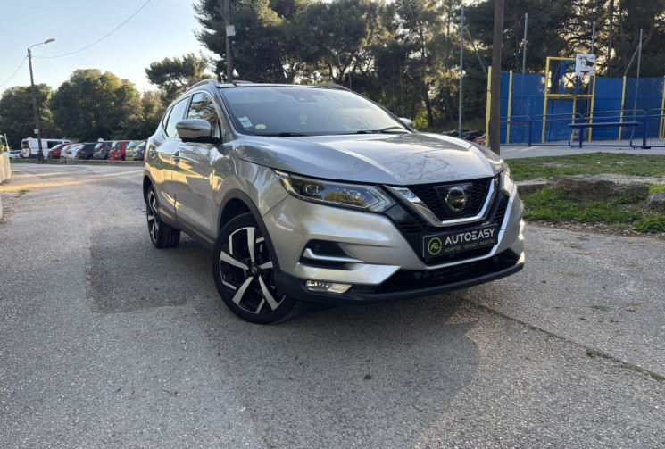 Nissan Qashqai Phase 2 - Tekna 1.6 dCi 2WD 130 cv TOIT PANORAMIQUE - ATTELAGE - SIEGE CHAUFFANT
