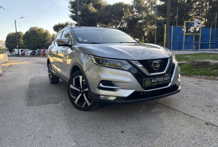 Nissan Qashqai Phase 2 - Tekna 1.6 dCi 2WD 130 cv TOIT PANORAMIQUE - ATTELAGE - SIEGE CHAUFFANT
