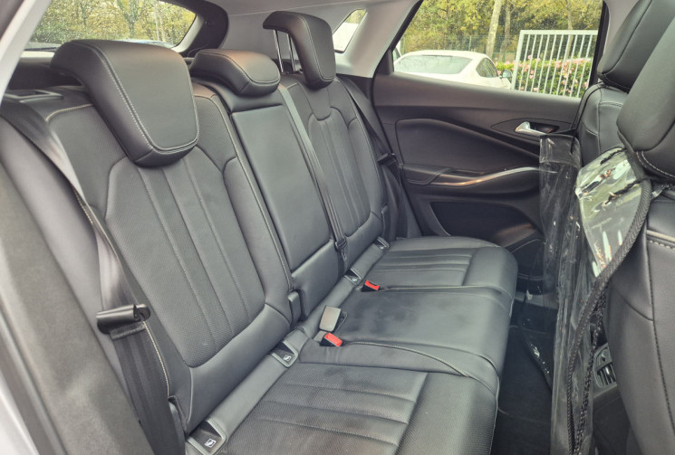 Opel Grandland X 1.2 Turbo 130 Ultimate Toit pano / sièges cuir