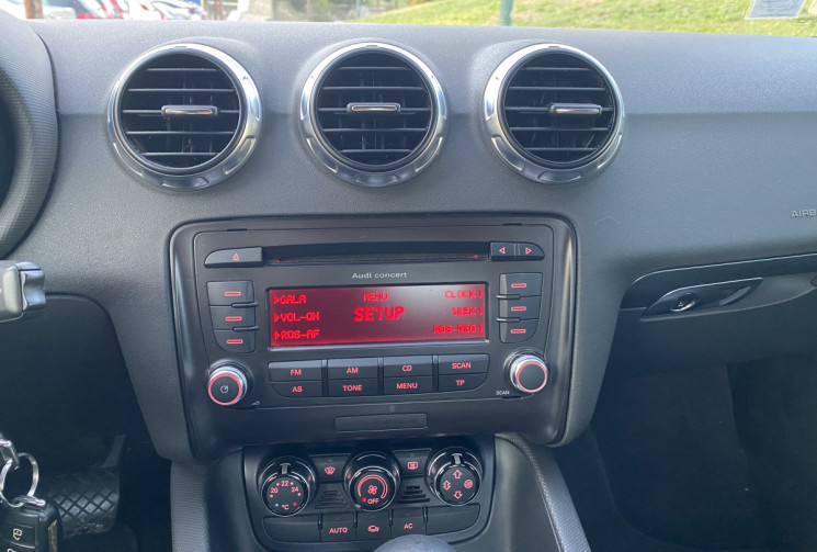 Audi TT 2 Coupé 2.0 TFSi 16V 200CH (SEULEMENT 57400KM)