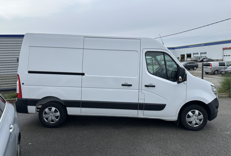Nissan NV400 Fourgon Traction L2H2 3500 KG 2.3 dCi  S&S 150 CV - CAMERA + TVA RECUPERABLE