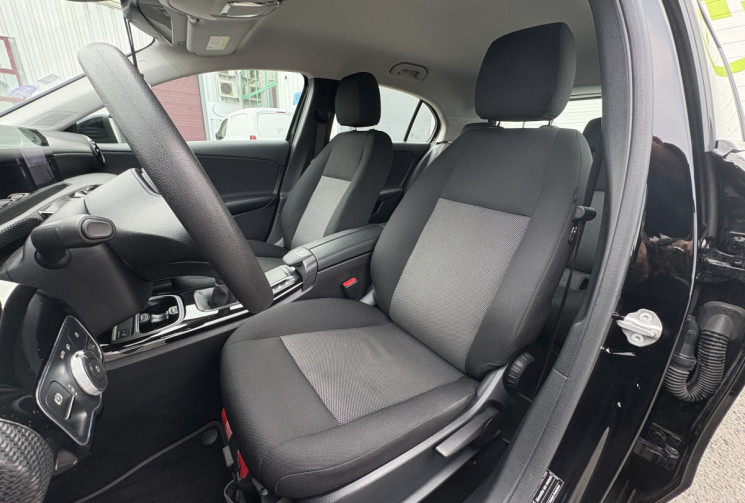 Mercedes Classe A 160 109ch Style Line * Chaine de Distribution * Mbux tactile * Attelage * Tbe