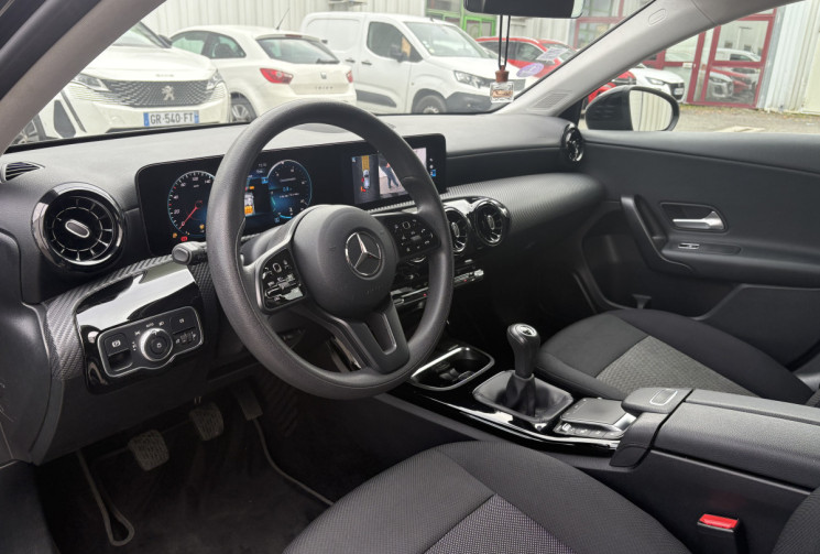 Mercedes Classe A 160 109ch Style Line * Chaine de Distribution * Mbux tactile * Attelage * Tbe