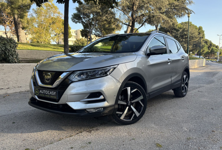 Nissan Qashqai Phase 2 - Tekna 1.6 dCi 2WD 130 cv TOIT PANORAMIQUE - ATTELAGE - SIEGE CHAUFFANT
