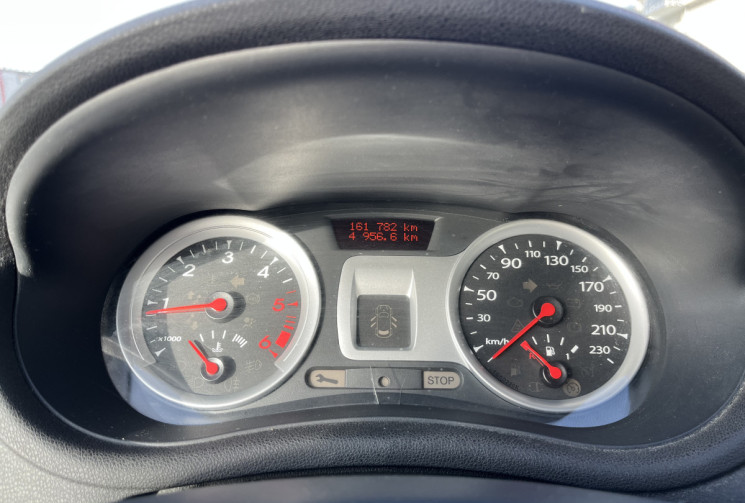 Renault Clio III 5 Portes Phase 2 1.5 dCi eco2 88 cv