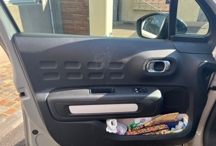 Citroën C3  III Phase 2 1.2 VTi 83 cv C-SERIES