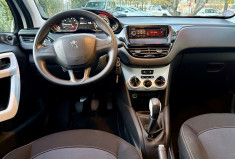 Peugeot 208 Like 1.2 VTI 5p 68cv FLEXFUEL  / Suivi complet / Distribution changée / Faible KM