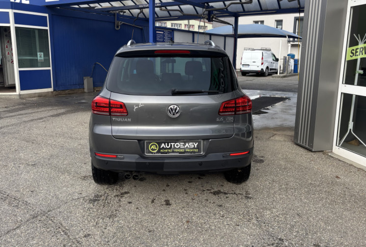 Volkswagen Tiguan 2.0 TDI 140 4Motion Lounge - 4X4