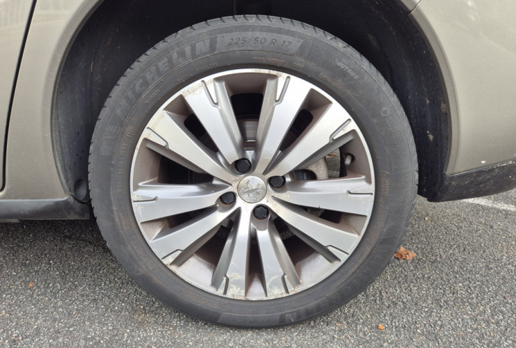 Peugeot 3008 1.6 BlueHDi 120ch Allure EAT6