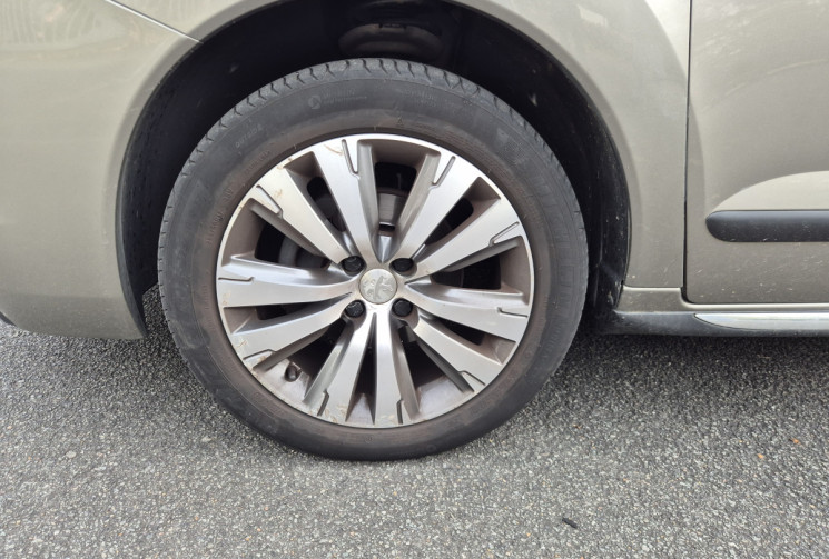 Peugeot 3008 1.6 BlueHDi 120ch Allure EAT6