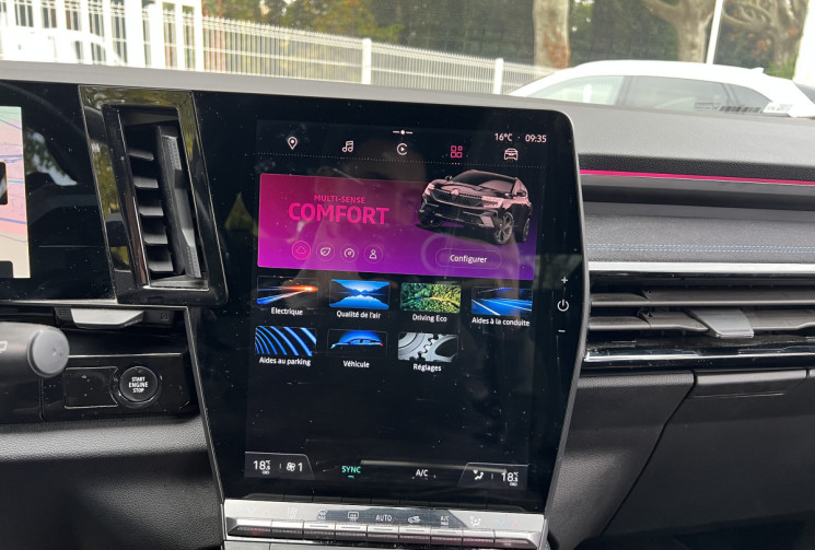 Renault Austral E-Tech Hybrid 200 Techno Esprit Alpine / Suivi Renault / Carplay 