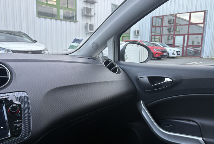SEAT Ibiza 1.9 TDI 105cv SPORT * Clim Auto * Bluetooth * 3 portes * Distribution OK