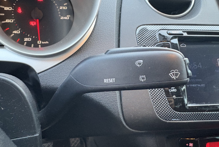 SEAT Ibiza 1.9 TDI 105cv SPORT * Clim Auto * Bluetooth * 3 portes * Distribution OK