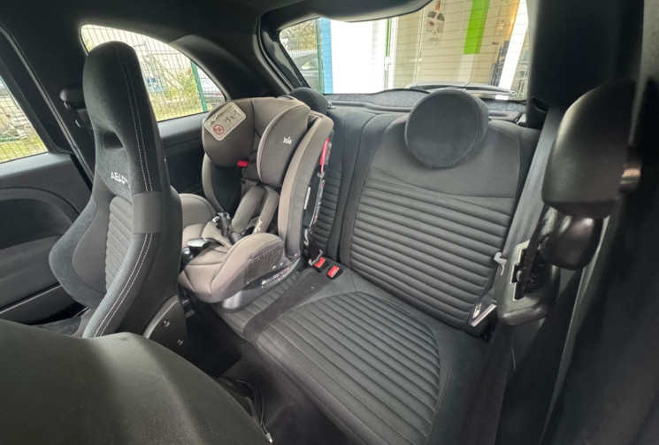 Abarth 500 1.4 Turbo T-Jet 180ch 695 Competizione Full Black