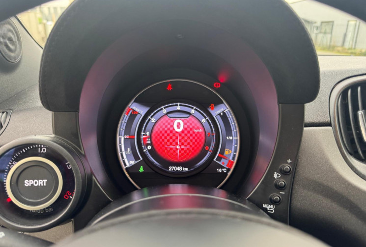 Abarth 500 1.4 Turbo T-Jet 180ch 695 Competizione Full Black