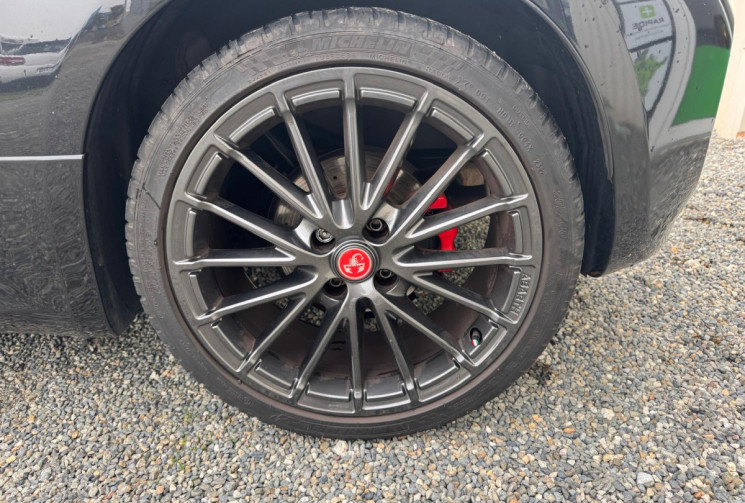 Abarth 500 1.4 Turbo T-Jet 180ch 695 Competizione Full Black