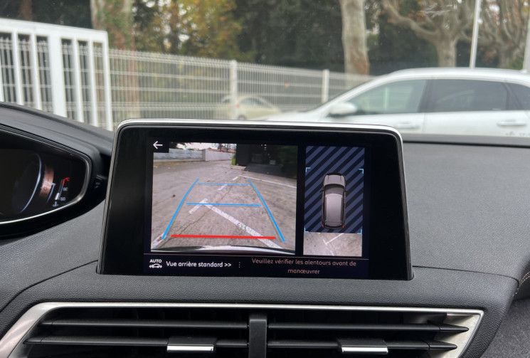 Peugeot 3008 1.5 BlueHDi 130 GT Line / Angles Morts / Carplay / Caméra / Keyless