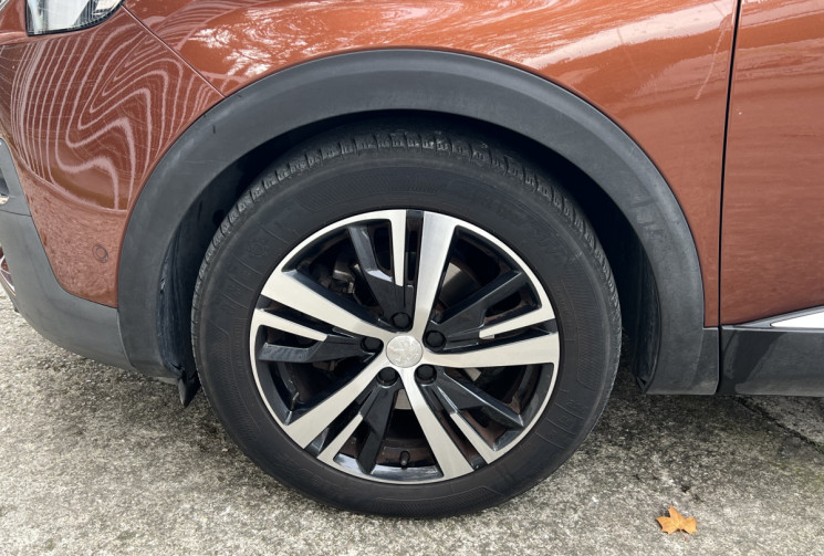 Peugeot 3008 1.5 BlueHDi 130 GT Line BVM6 / Angles Morts / Carplay / Caméra