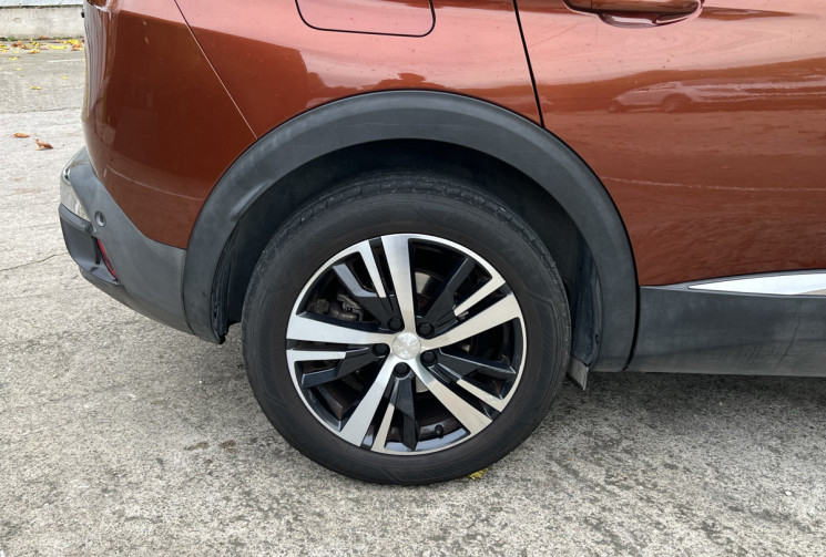 Peugeot 3008 1.5 BlueHDi 130 GT Line BVM6 / Angles Morts / Carplay / Caméra