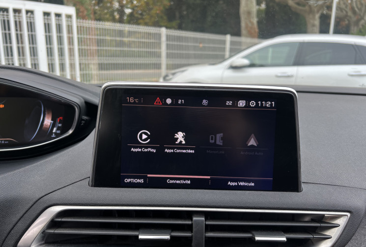 Peugeot 3008 1.5 BlueHDi 130 GT Line BVM6 / Angles Morts / Carplay / Caméra