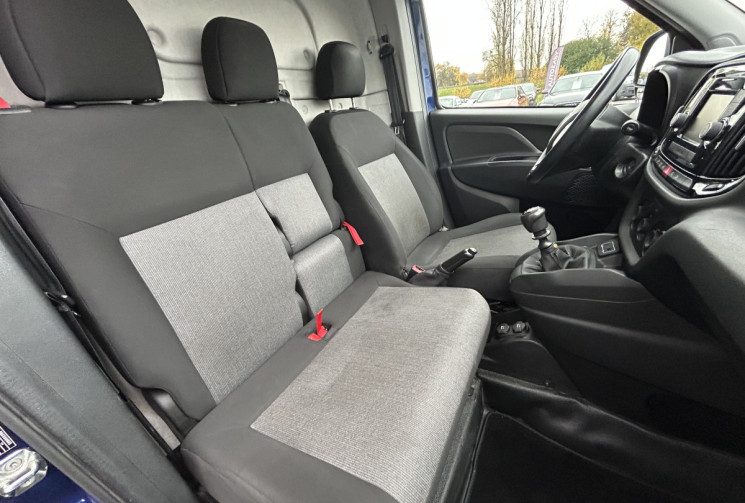 FIAT DOBLO 1.6 JTD TURBO MULTIJET 120 CH 3 PLACES