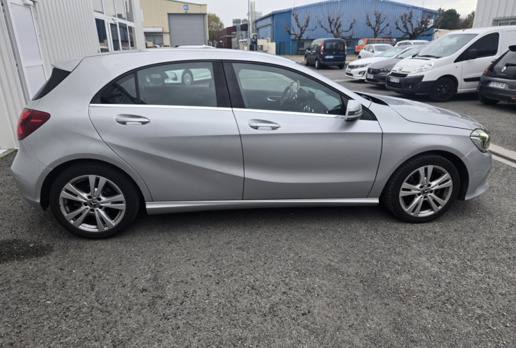 Mercedes Classe A 180 d Sensation 7G-DCT * camera * palettes au volant * clim bi-zone*