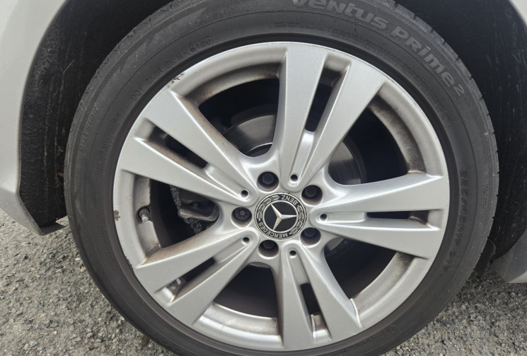 Mercedes Classe A 180 d Sensation 7G-DCT * camera * palettes au volant * clim bi-zone*