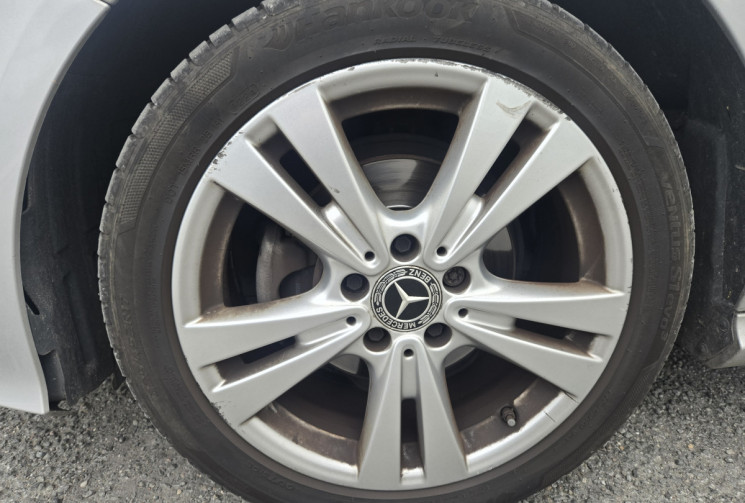 Mercedes Classe A 180 d Sensation 7G-DCT * camera * palettes au volant * clim bi-zone*