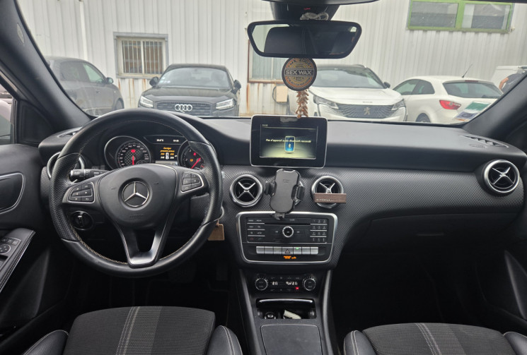 Mercedes Classe A 180 d Sensation 7G-DCT * camera * palettes au volant * clim bi-zone*
