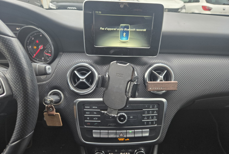 Mercedes Classe A 180 d Sensation 7G-DCT * camera * palettes au volant * clim bi-zone*