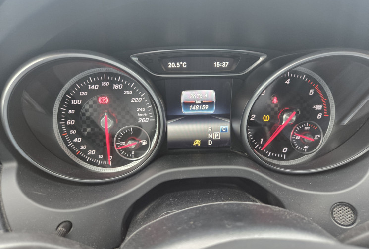 Mercedes Classe A 180 d Sensation 7G-DCT * camera * palettes au volant * clim bi-zone*