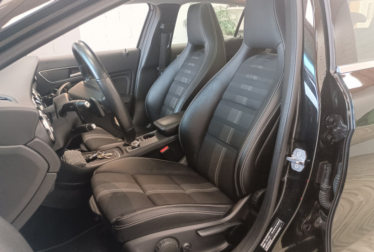 Mercedes GLA 200 (X156) Phase 2  1.6 i 16V 7G-DCT 156 cv Boîte auto