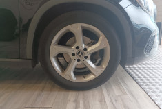 Mercedes GLA 200 SENSATION (X156) Phase 2  1.6 i 16V 7G-DCT 156 cv Boîte auto