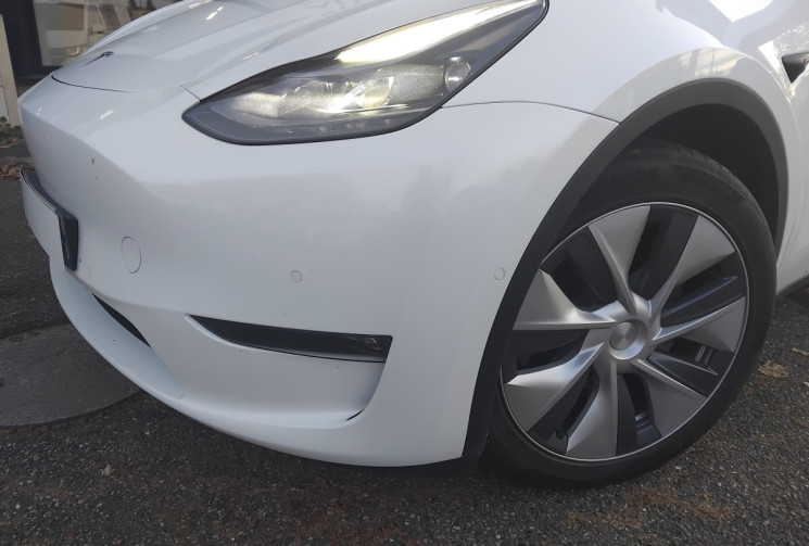 Tesla Model Y LONG RANGE DUAL MOTOR AWD 514 cv - Attelage