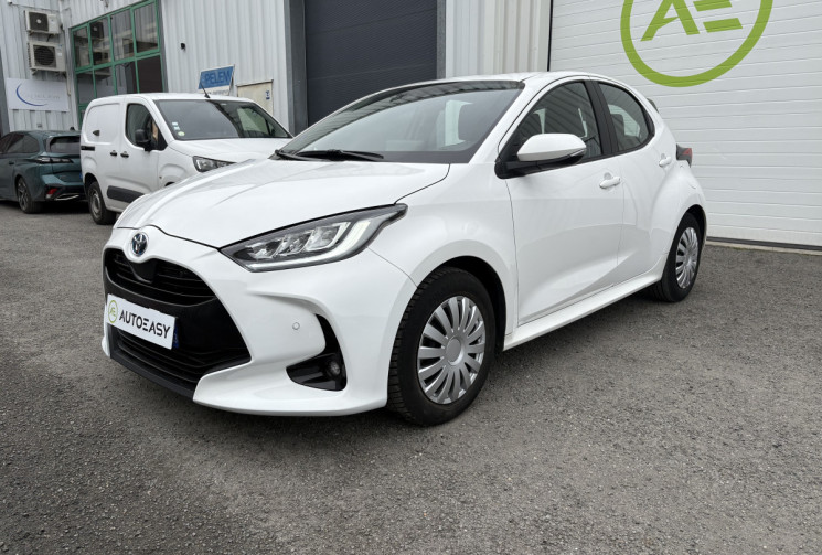 Toyota Yaris 116h Dynamic Business 5p * Carplay * Led * Caméra * Contrat d'entretien