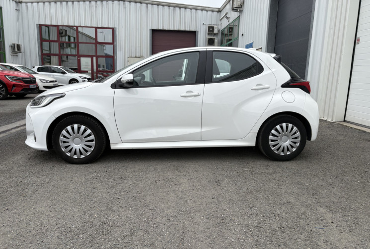 Toyota Yaris 116h Dynamic Business 5p * Carplay * Led * Caméra * Contrat d'entretien