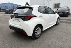 Toyota Yaris 116h Dynamic Business 5p * Carplay * Led * Caméra * Contrat d'entretien