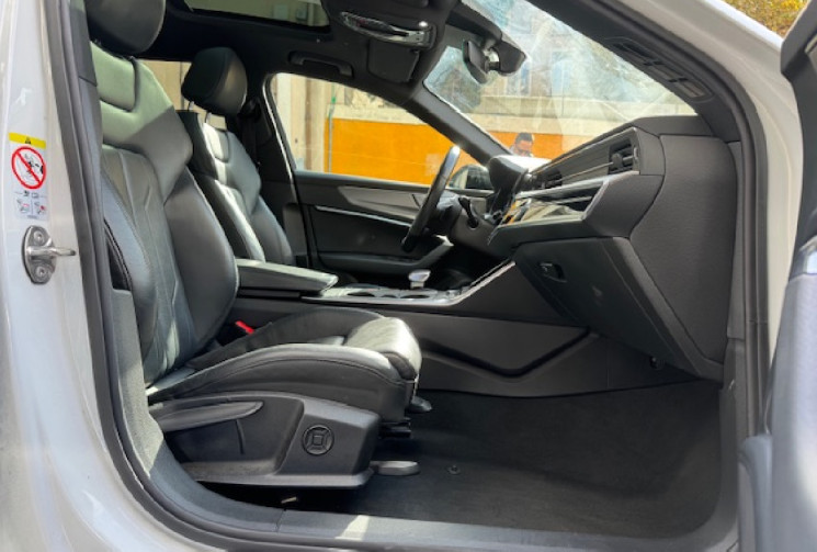 Audi A6 Avant Quattro 40 Tdi Mild Hybrid 204 cv / CARPLAY / TOIT OUVRANT / VIRTUAL COCKPIT